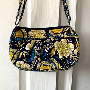 Vera Bradley small crossbody purse 👛